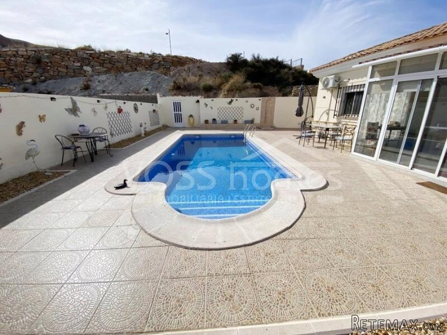NEW LISTING TO VOSS HOMES - A cleverly designed beautifully.. - 8