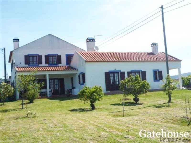 Property Investment In Vila Nova de..