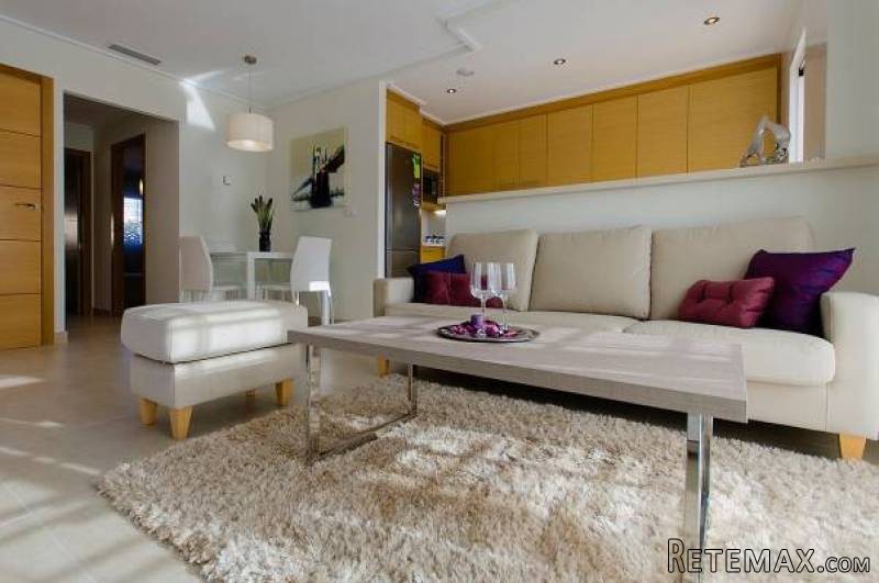 2 Bedroom 2 Bathroom Apartment In..