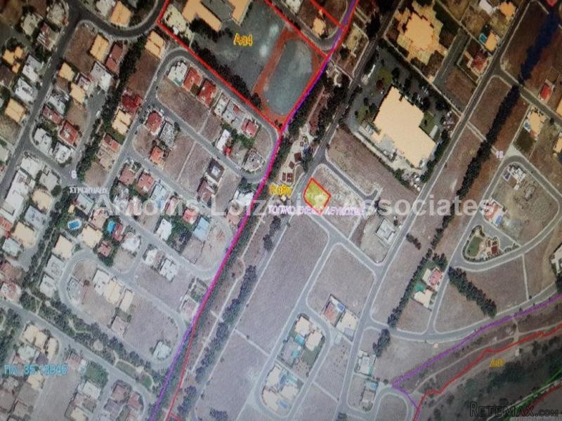 806m2 Residential Plot in Strovolos