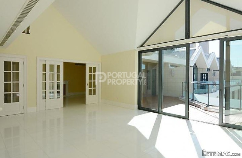 Luxurious Penthouse Apartment, Estoril - 2