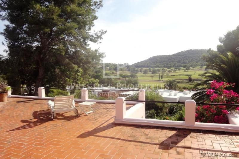 Beautiful property in Roca Llisa with..