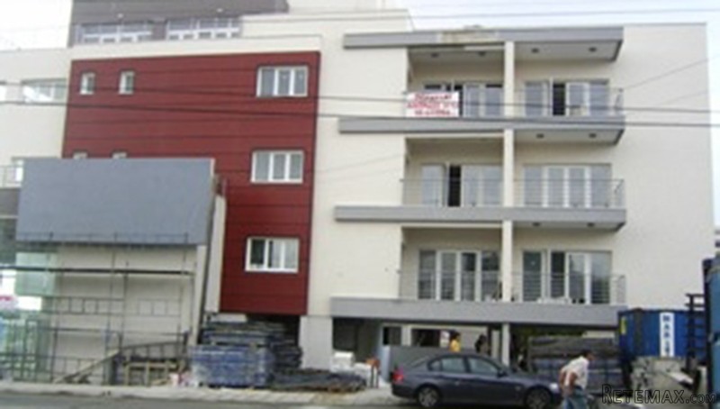 New 2 Bedroom Apt In Prime Central..