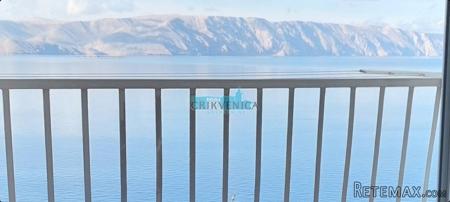 Senj-adaptirani stan sa prelijepim pogledom na more