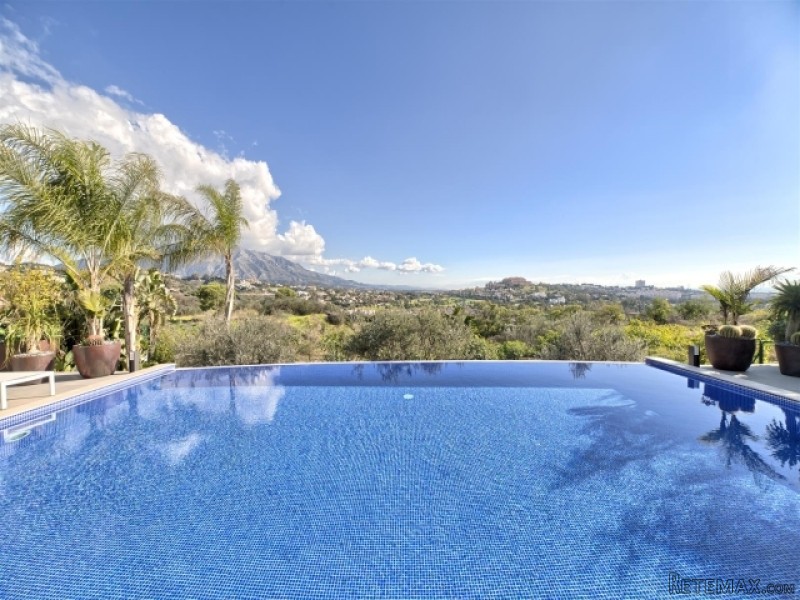 Contemporary Villa For Sale In La Quinta - 2