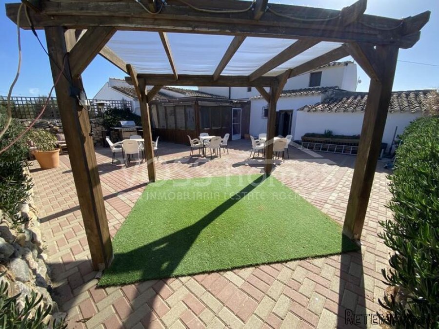 EXCLUSIVE TO VOSS HOMES - AN UP AND RUNNING B&B / GUEST.. - 7