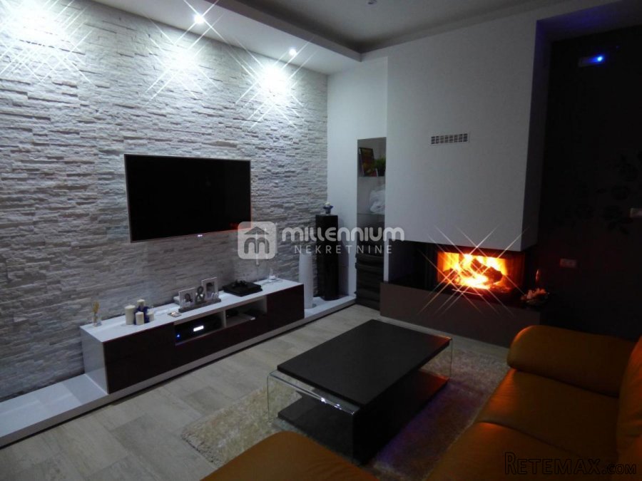 Šmrika, urbana vila s bazenom i garažom - 7