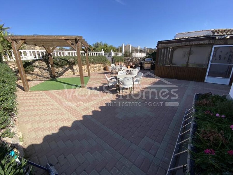 EXCLUSIVE TO VOSS HOMES - AN UP AND RUNNING B&B / GUEST.. - 9