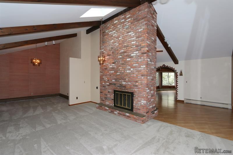 3 bedroom House For Sale: 376 Rte 22.. - 2