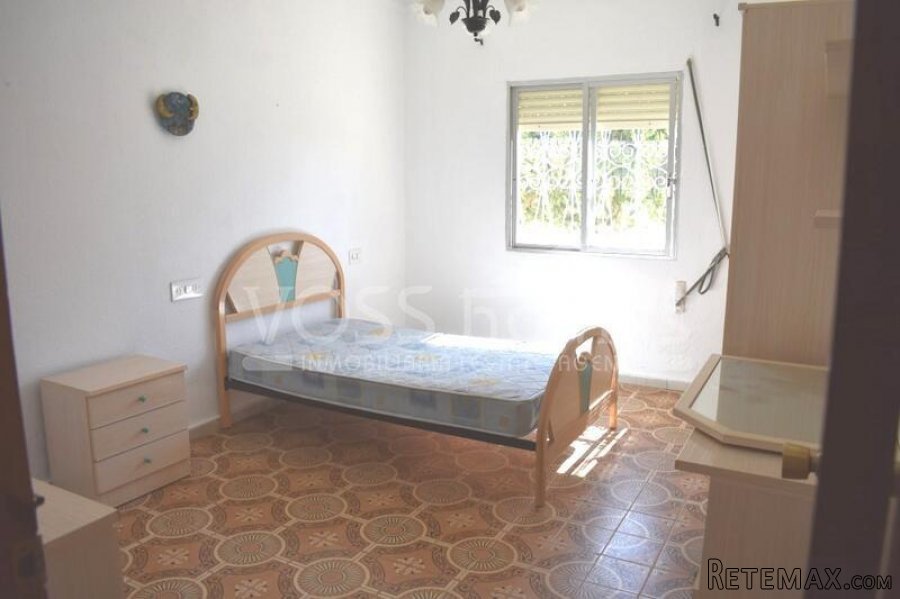 RESERVED WITH VOSS HOMES MARCH 2022 Very large, country.. - 12