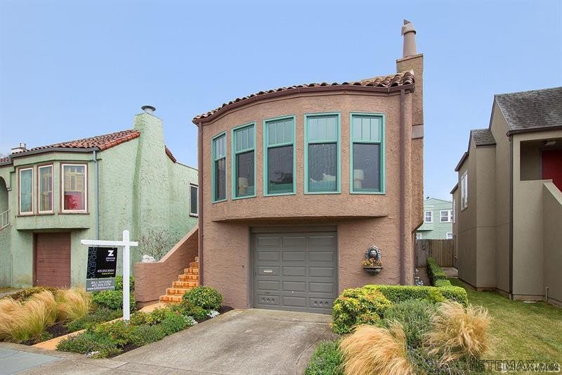 3 bedroom House For Sale: 121 Juanita.. - 2