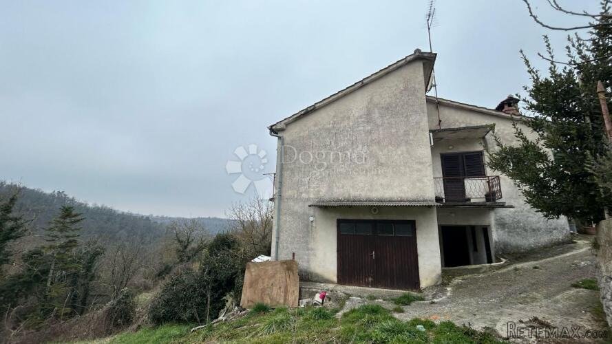 Kuća za renovaciju s terasom s koje nećete željeti otići! - 3