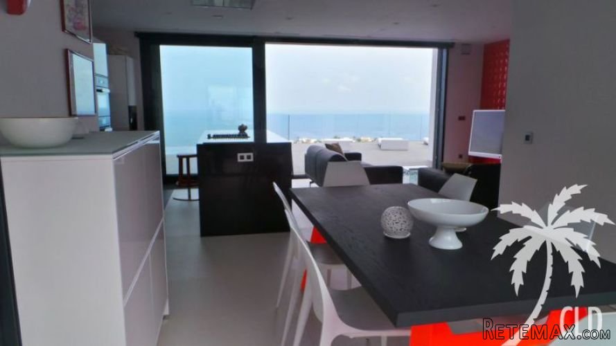 Modern design villa built in 2014 on a plot with panoramic.. - 3