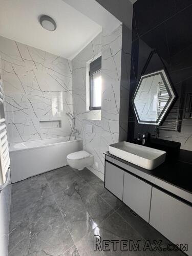 Prodaje se stambeno-poslovni objekat, Bar 780.000€ - 14