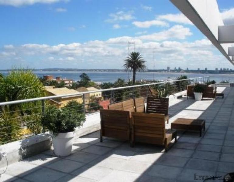 1 Bedroom Apartment - For Sale -..