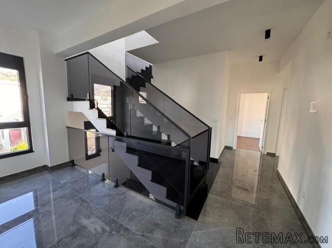 Prodaje se stambeno-poslovni objekat, Bar 780.000€ - 16
