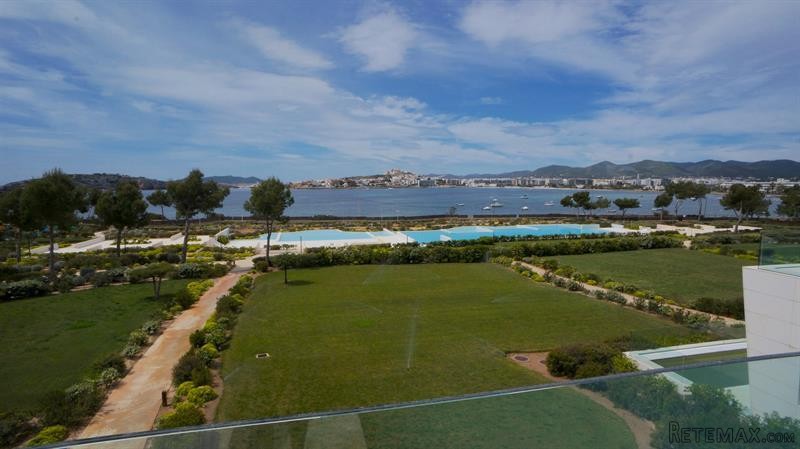 4 bedroom Apartment For Sale: Es Pouet..