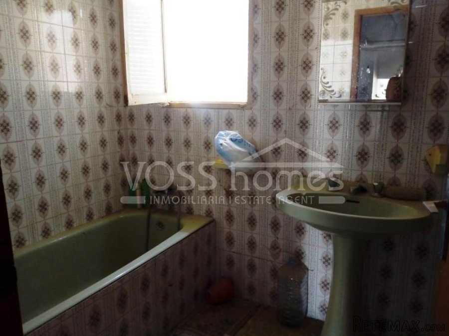 Huge country house with garage of approx 250m2 and.. - 18