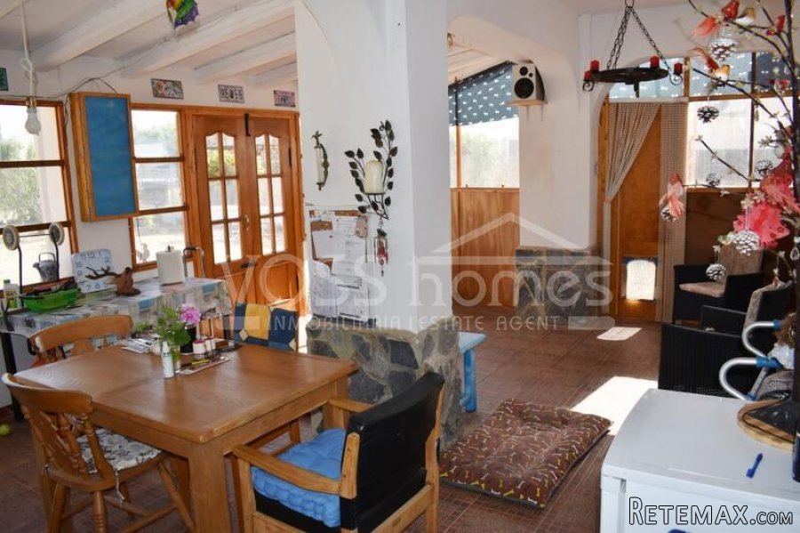 NEW LISTING FOR VOSS HOMES - A spacious, large, light &.. - 18