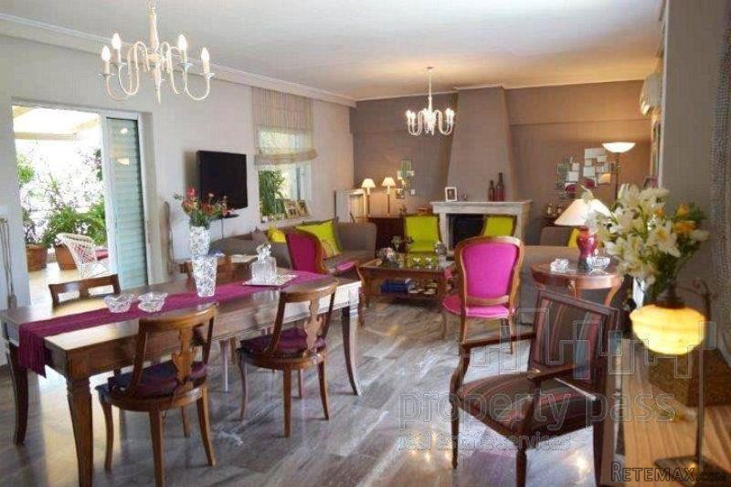 3 bedroom Apartment For Sale:..