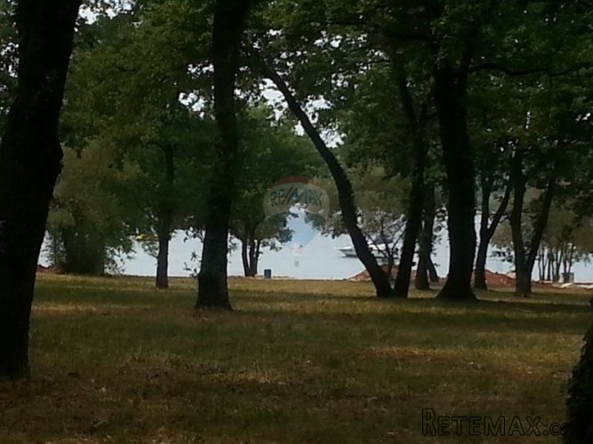 Građevinsko 250m od mora,rubna parcela sa pogledom na more - 5
