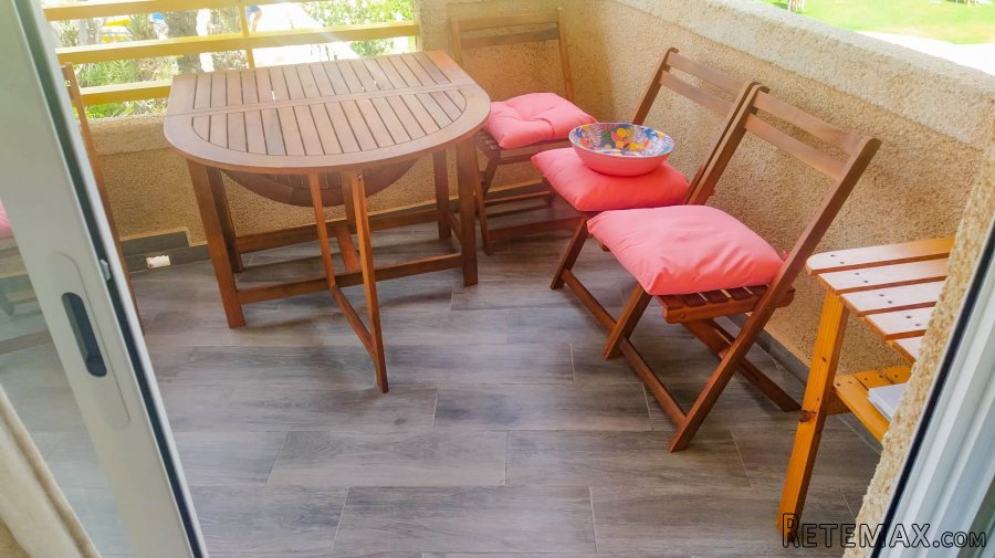 Apartamento a 10 metros de la playa con inmejorables.. - 2