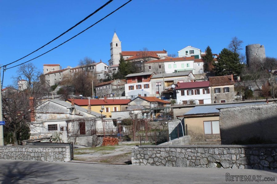 GROBNIK - građevinski teren 3504 m2