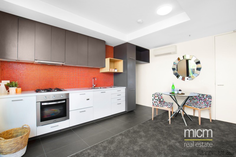Sleek and Convenient St Kilda Living - 2