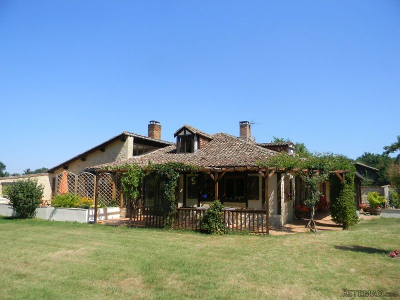 A Chance To Purchase A Beautiful Gite..
