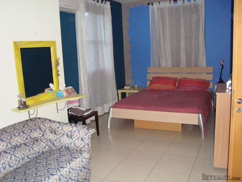 2 Bedroom Apartment in Kaimakli, Nicosia - 2