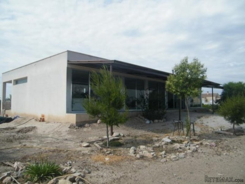 4 Bedrooms - Villa - Alicante - For Sale