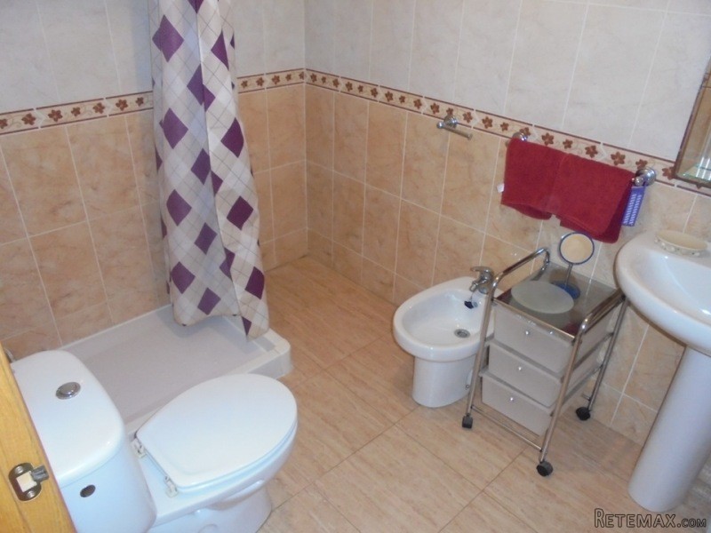 Spacious Ground Floor Apartment In.. - 2