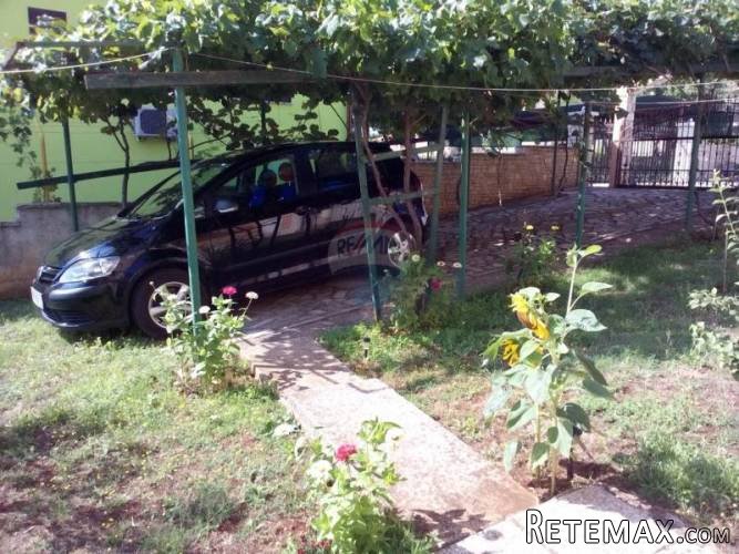 ISTRA, LIŽNJAN - Kuća sa sva stana i jednim app s... - 4