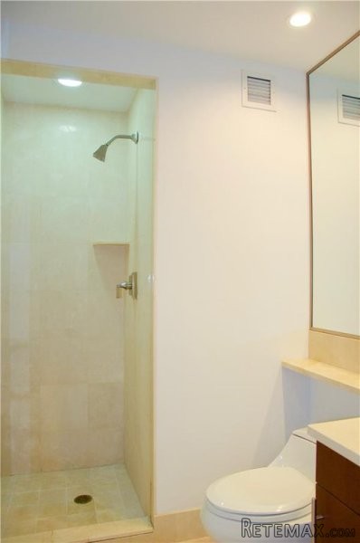 2 Bedrooms - Condo - New York State -.. - 2