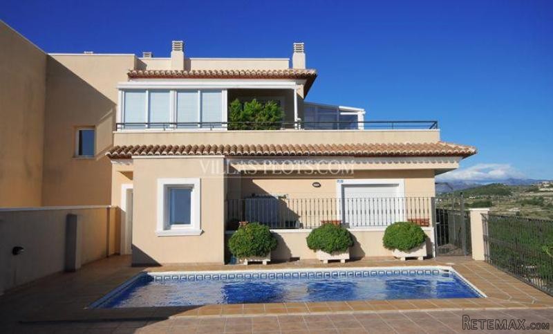 3 Bedroom Apartment In Benitachell