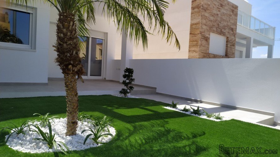 Los bungalows se ubican en San Pedro del Pinatar, en un.. - 3