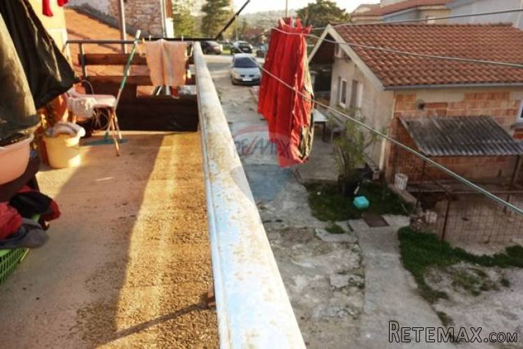 ISTRA, VERUDA : KUĆA SA 3 SOBE - 500 m OD PLAŽE - 2