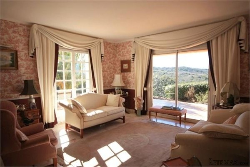 Well Renovated Villa Set Edge Of.. - 2