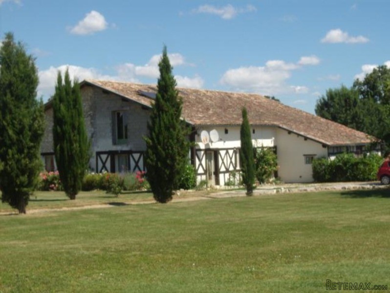 Fabulous Barn Conversion In A Quiet..