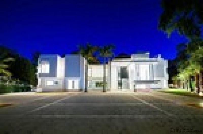 5 Bedrooms - Villa - Malaga - For Sale - 2