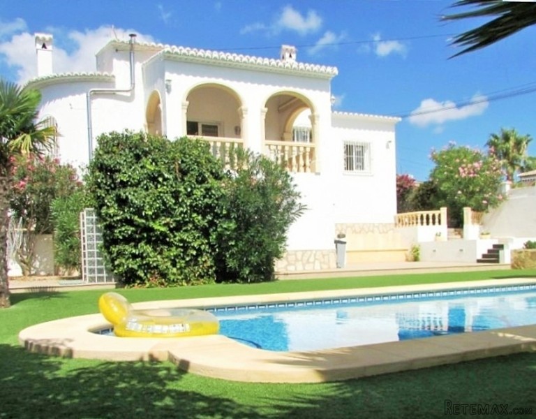Beautiful Villa 10 Minutes From..