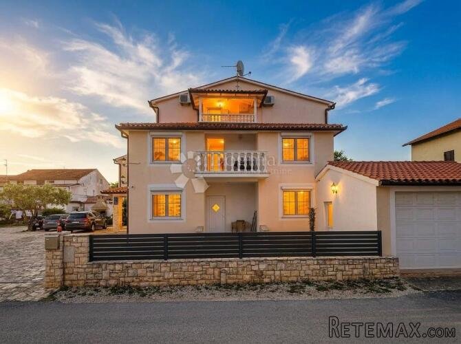 Kuća s 10 apartmana u Medulinu, Istra - Aparthotel - 2
