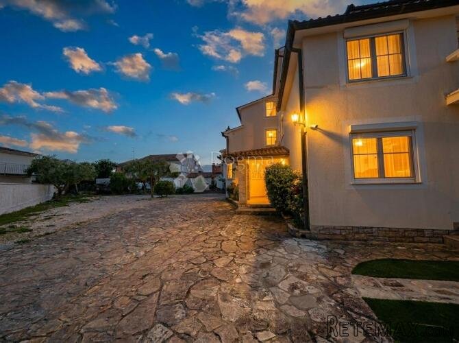 Kuća s 10 apartmana u Medulinu, Istra - Aparthotel - 3