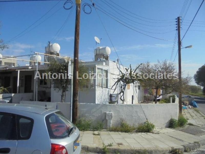 1 Bedroom Semi Detached house in.. - 2