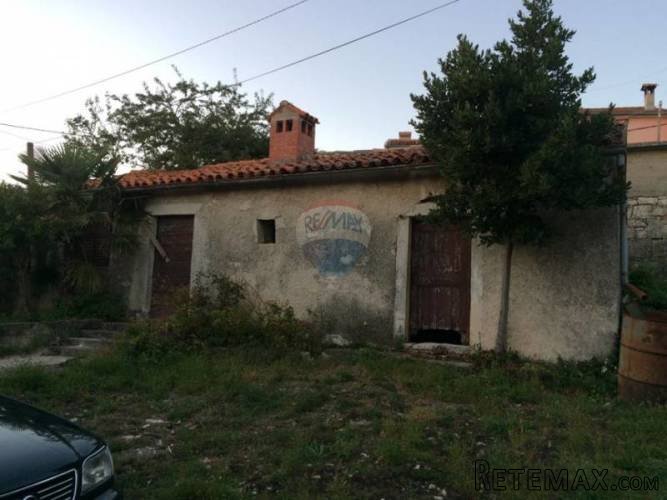 ISTRA, PIĆAN - Starina u Svetoj Katarini s legaliziranim... - 5