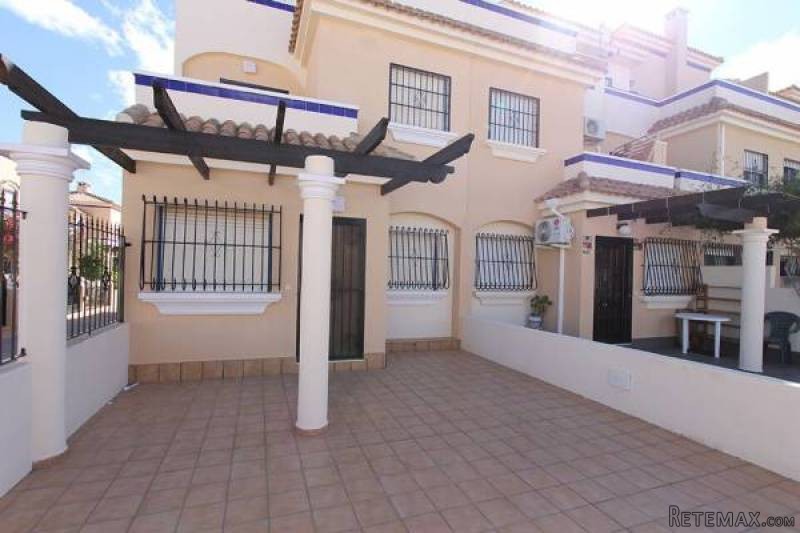3 Bedroom 2 Bathroom Townhouse In La.. - 2