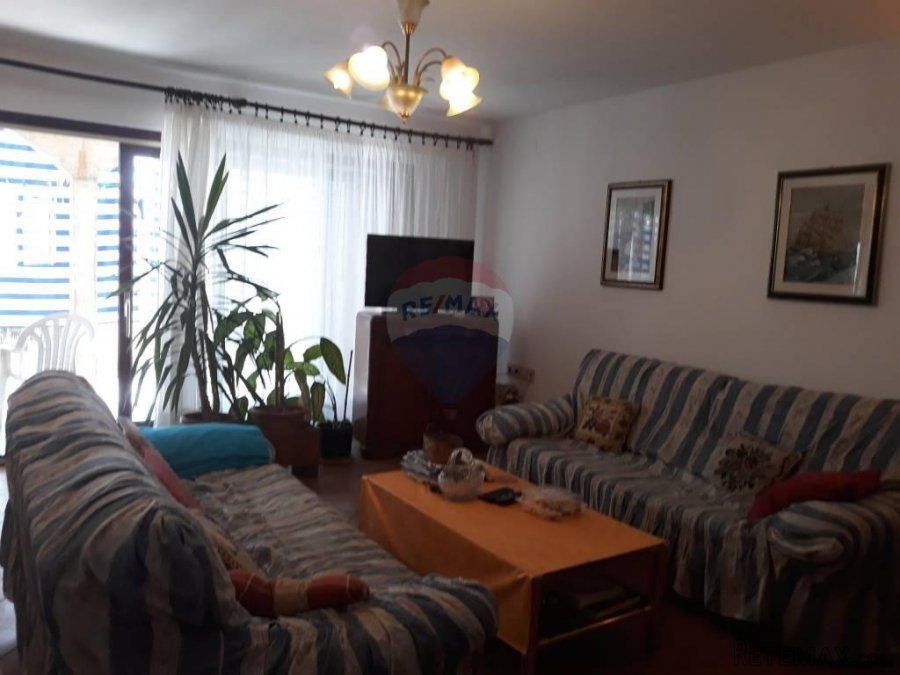 Prodaje se velika kuća sa velikom okućnicom u okolici Umaga - 7
