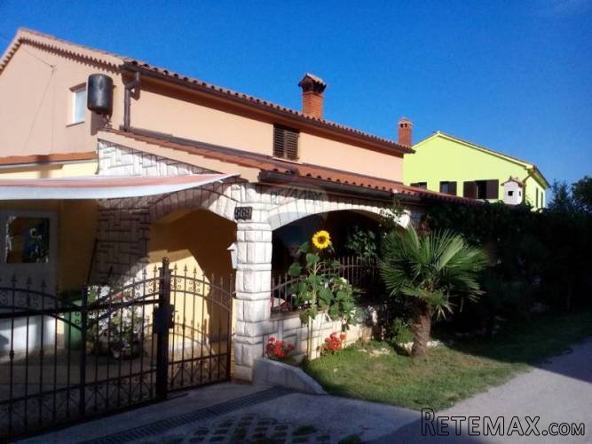 ISTRA, LIŽNJAN - Kuća sa sva stana i jednim app s... - 2