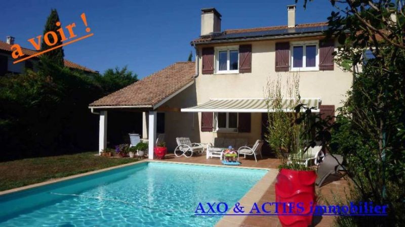 4 Bedrooms - Maison - For Sale - 2