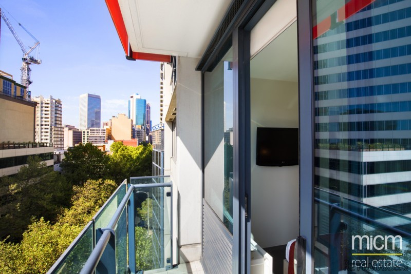 Inner City Apartment Returning $23,600.. - 2